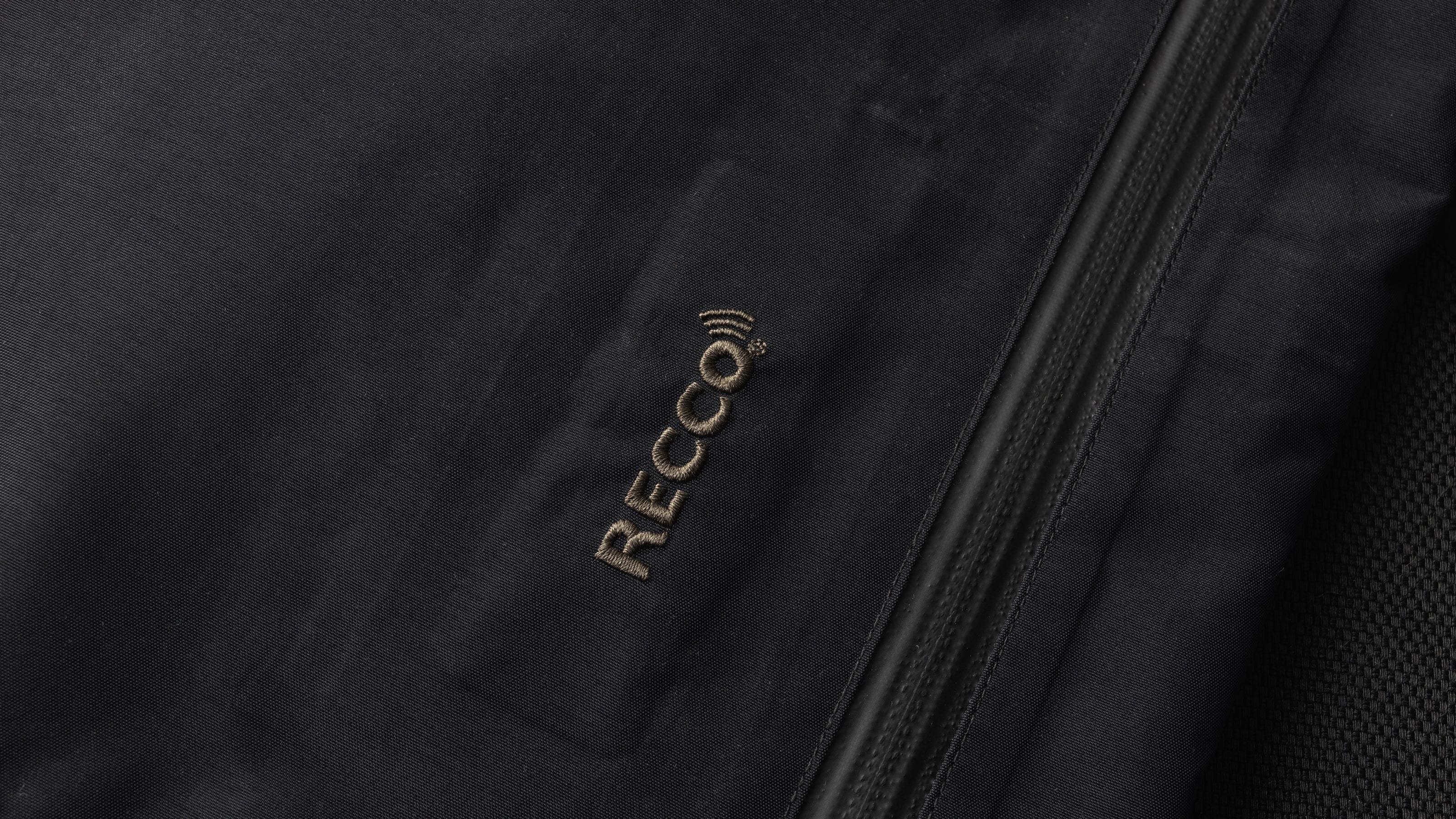 tech:Integrated RECCO® Rescue System reflector for improved safety.