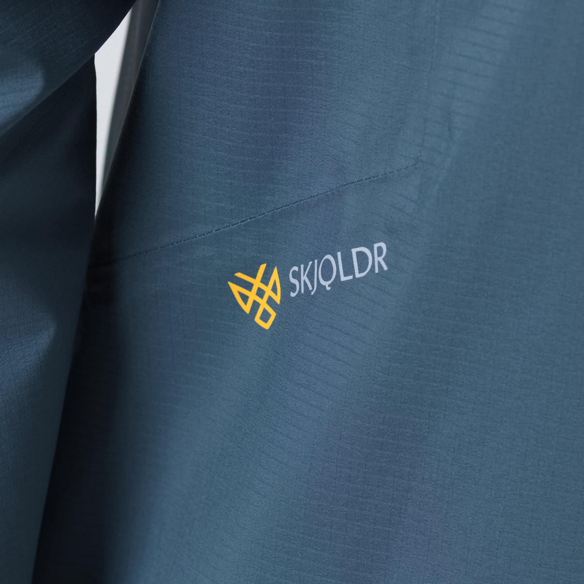 Isleif Ultralight Hardshell Jacket