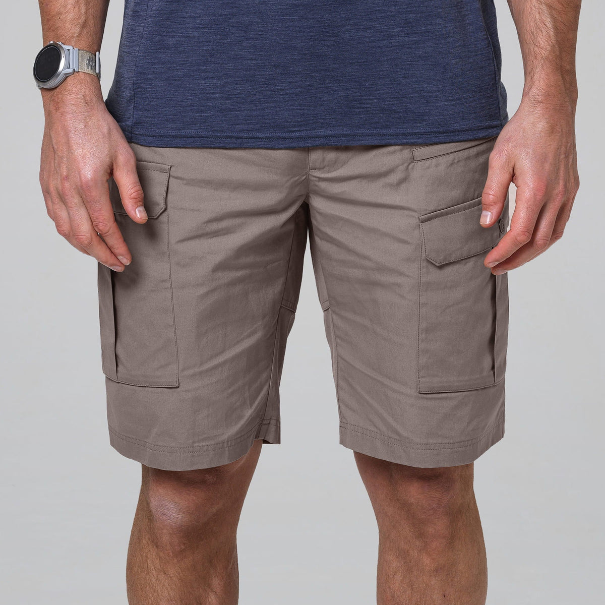man:Torv Sand Waxed Cotton Blend Trekking Short