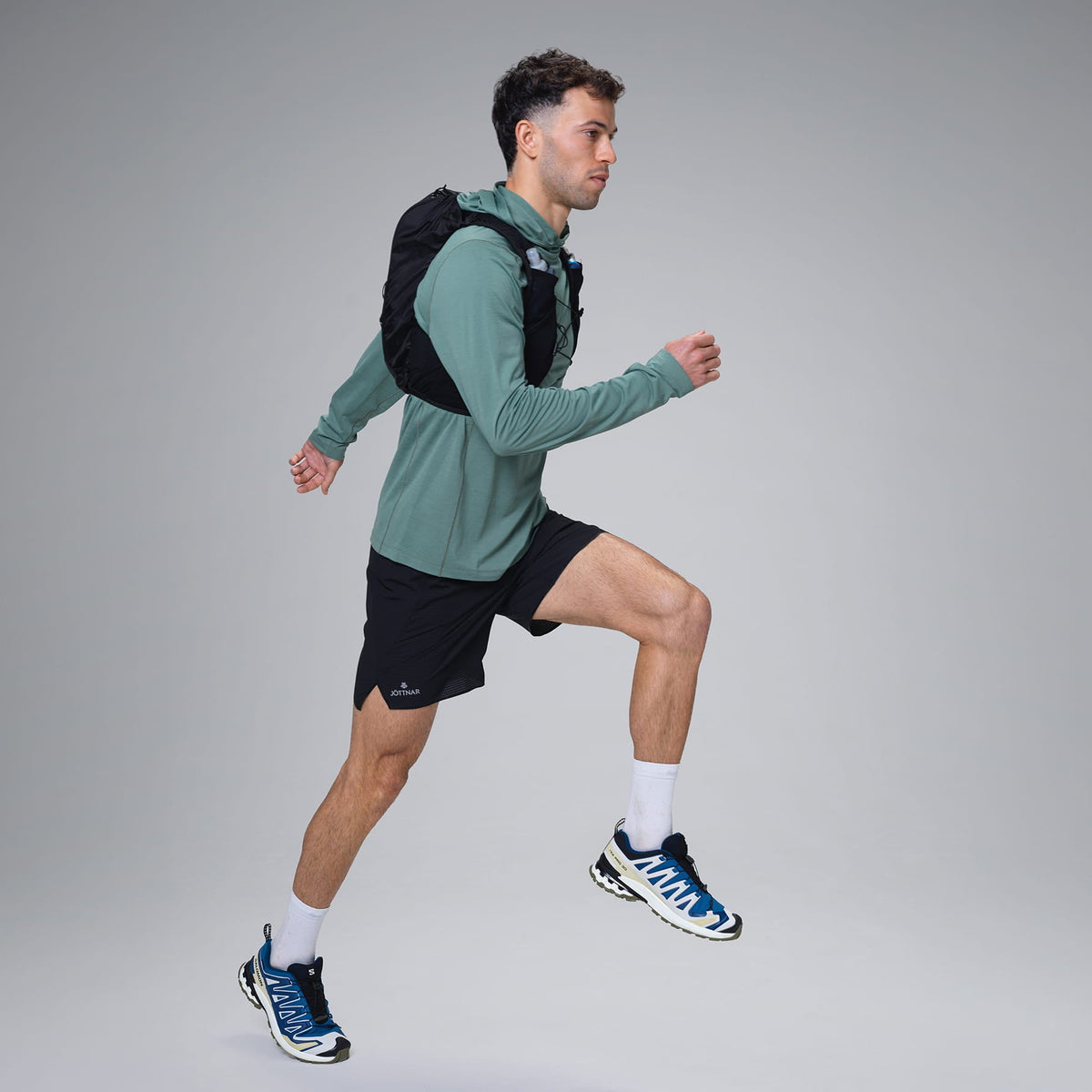 Verja Lightweight Technical Hoody